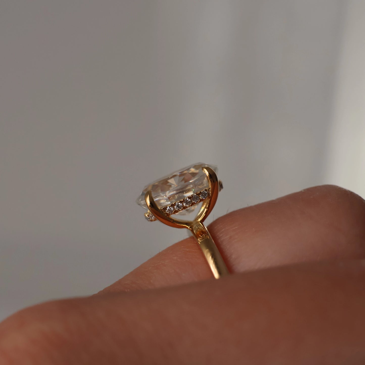 18K gold filled 4 carat oval moissanite ring