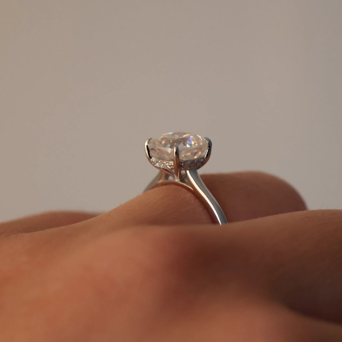2ct cushion cut moissanite ring in silver with classic solitaire
