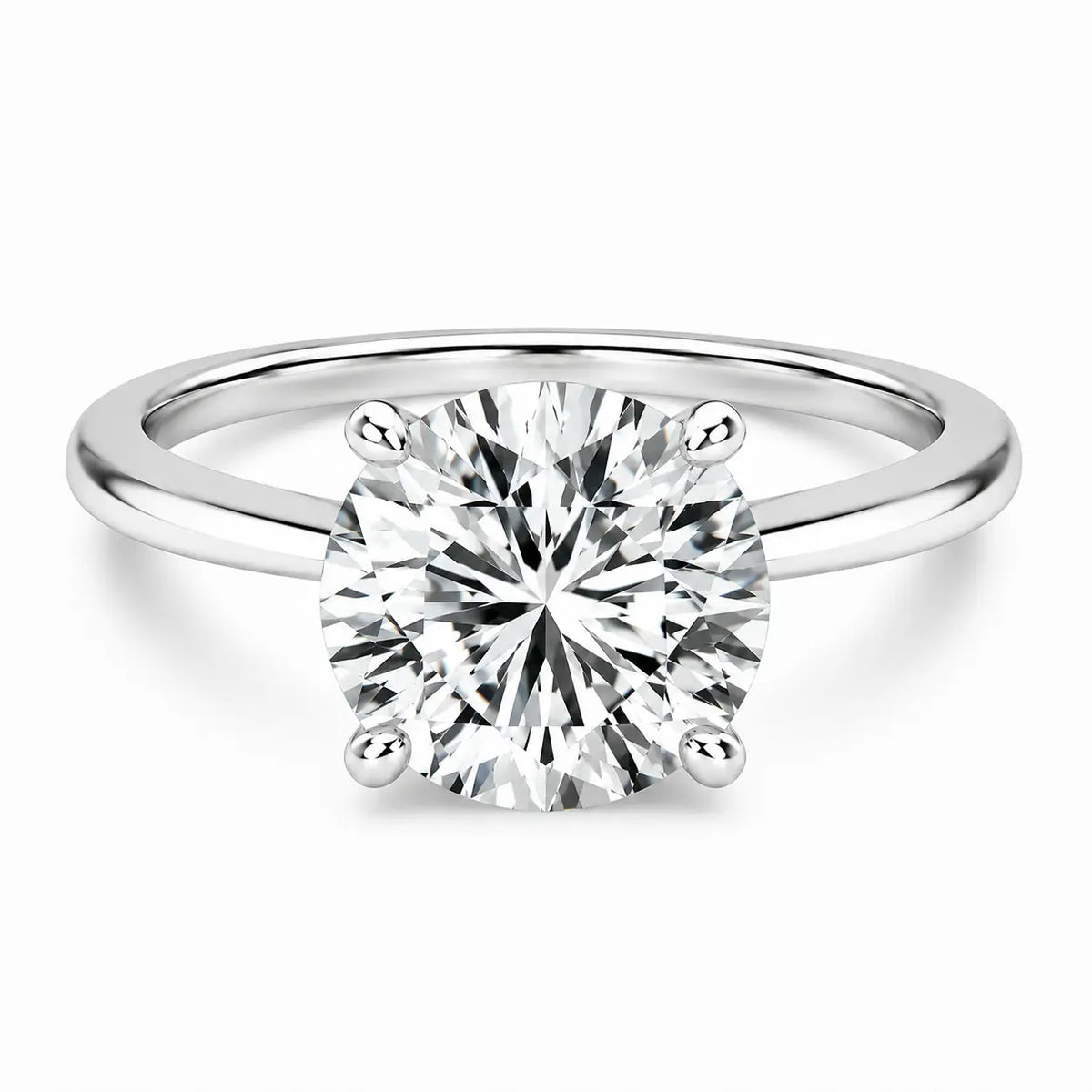 4 carat round ring in 925 silver on white background