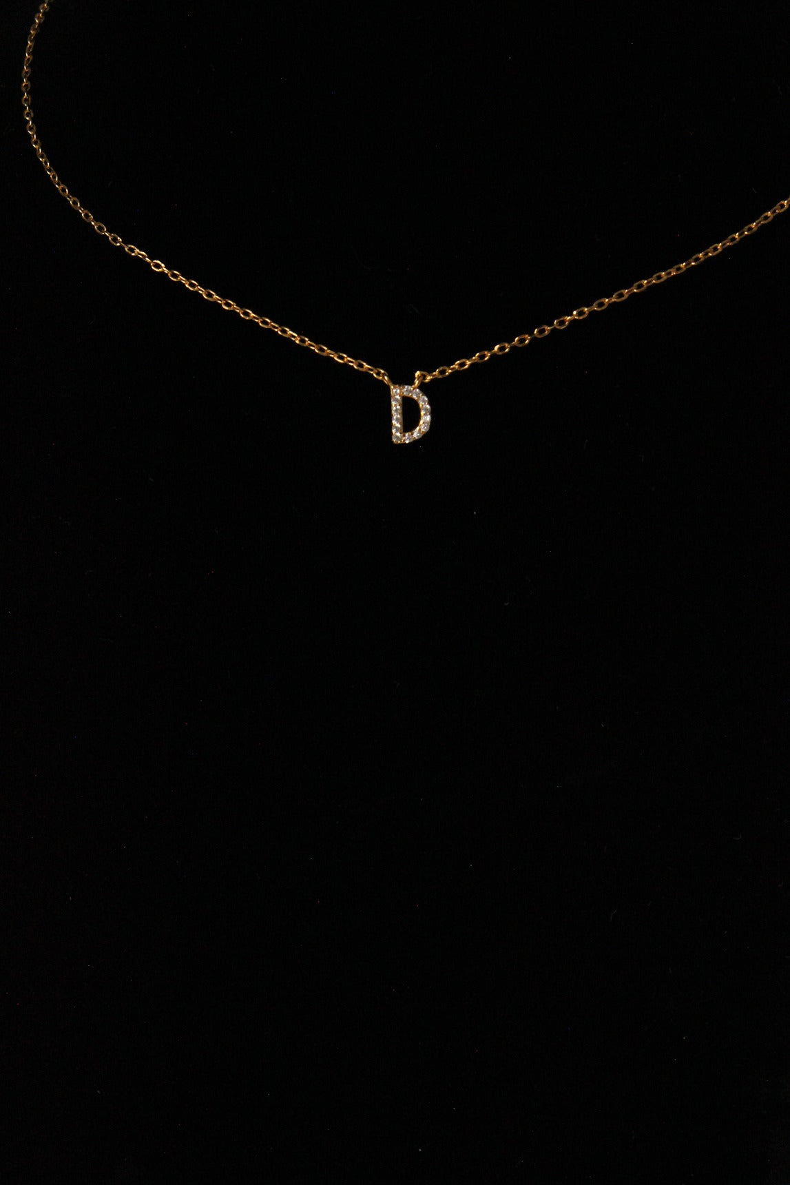 letter d initial necklace in gold