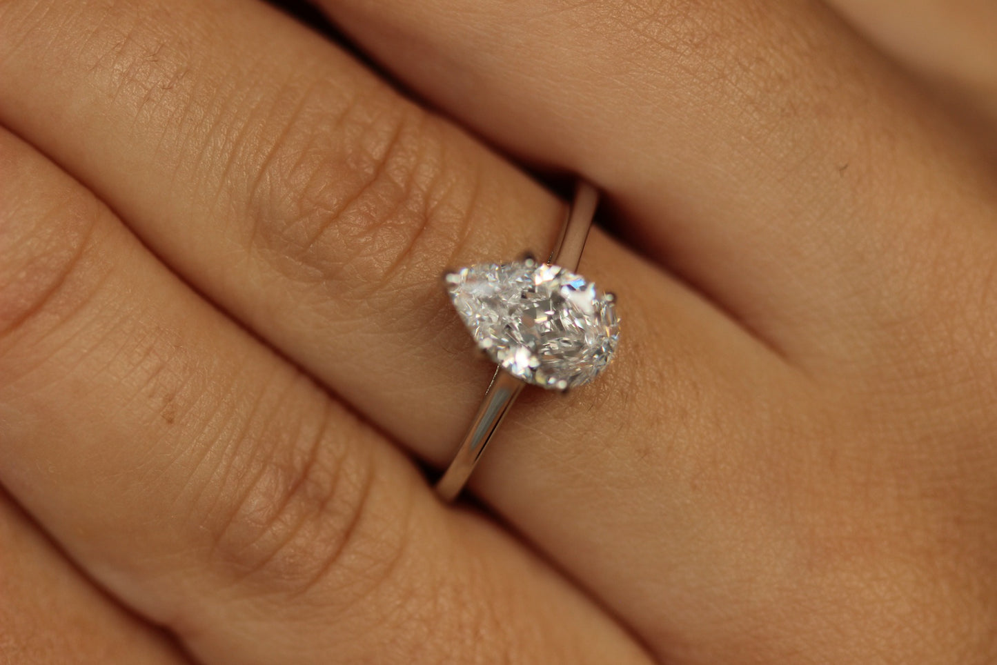 pear shaped engagement ring