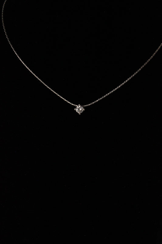 alessandria Round pendant necklace with 4mm cubic zirconia stone