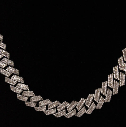 Silver Cuban Link Chain on a black mannequin