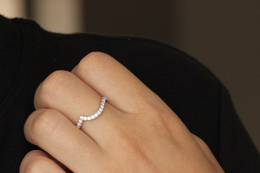 silver wave ring with cz stones on band