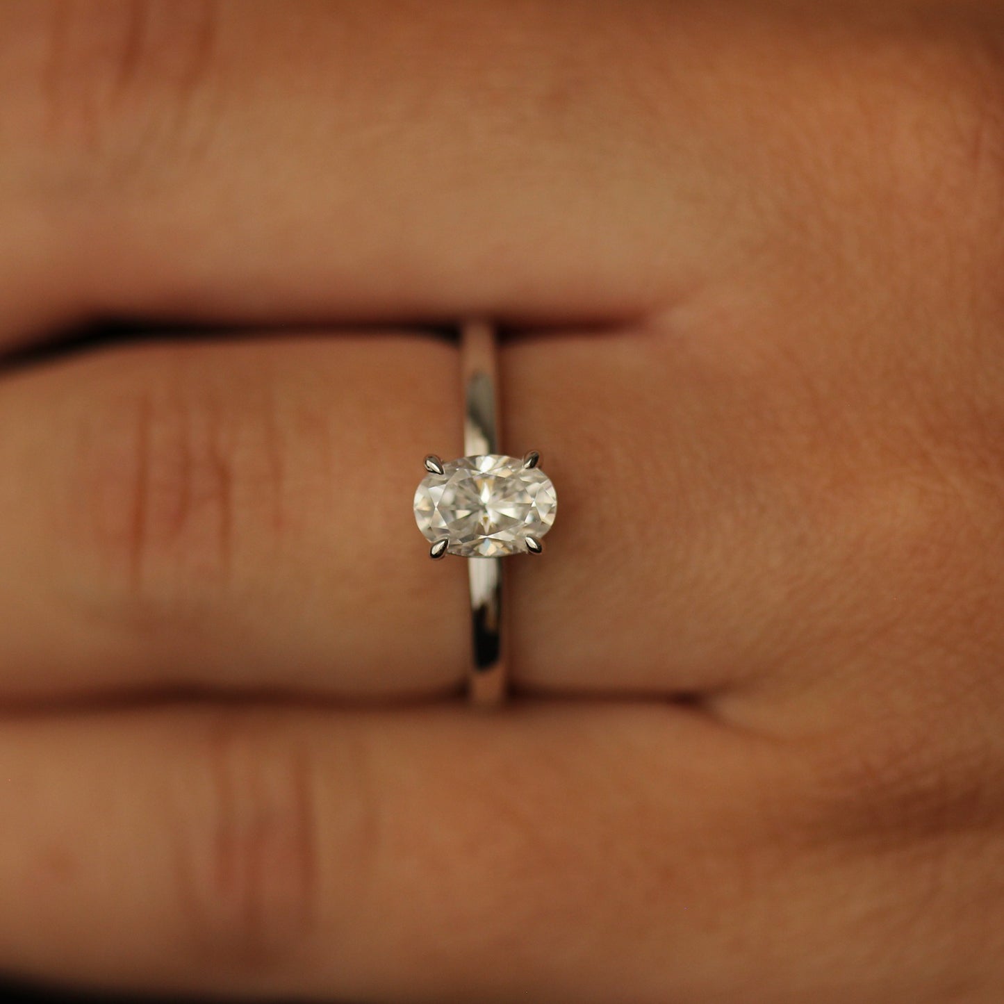 1 carat oval moissanite engagement ring