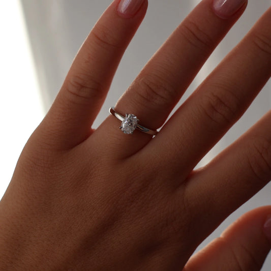 1 carat oval moissanite engagement ring