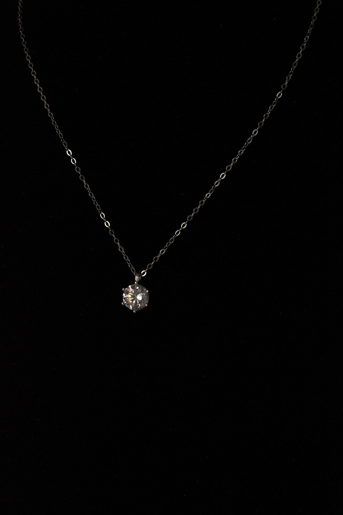 1 ct round cubic zirconia pendant in 925 silver