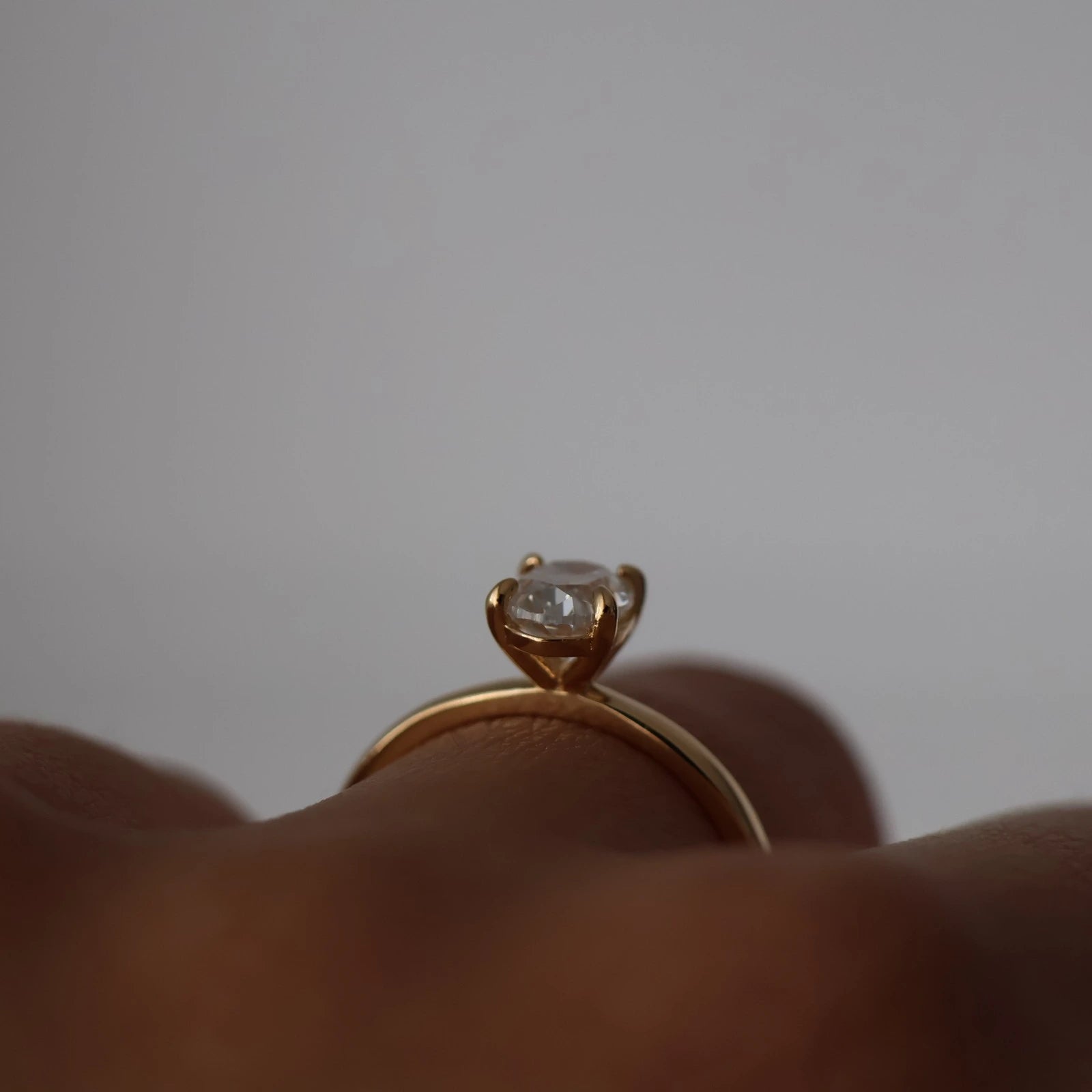 1ct oval solitaire moissanite ring crafted in 14k gold filled