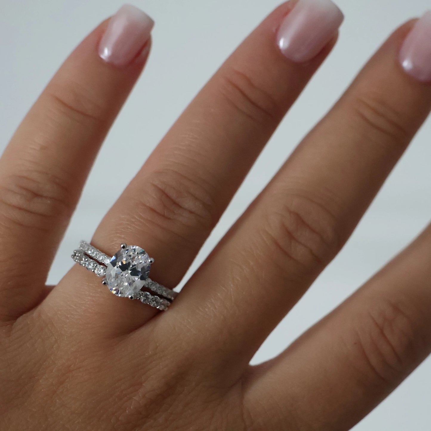 2 carat oval pavé ring in silver