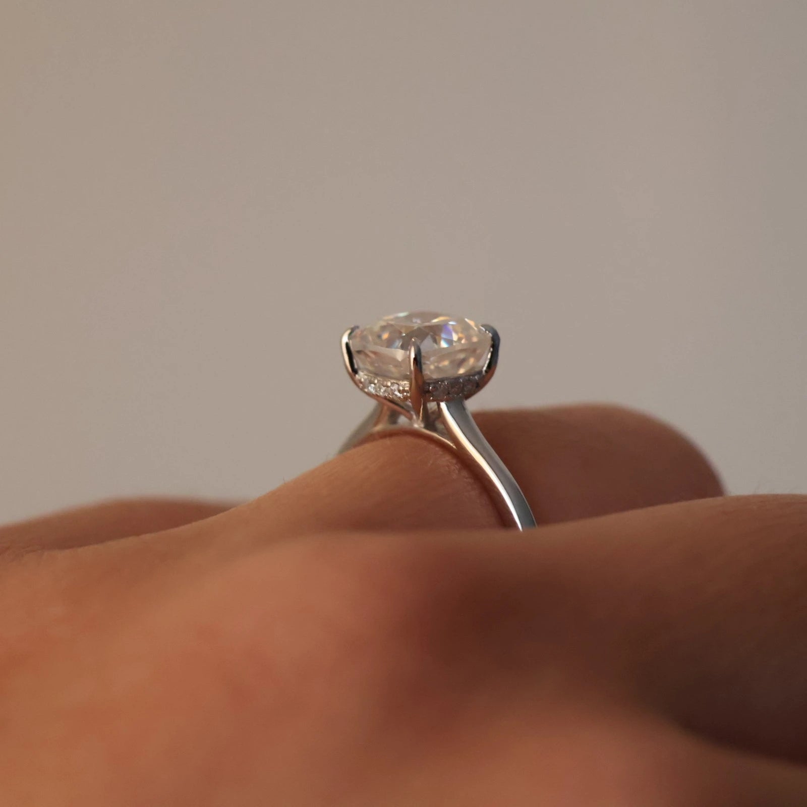 2ct cushion cut moissanite ring in silver with classic solitaire