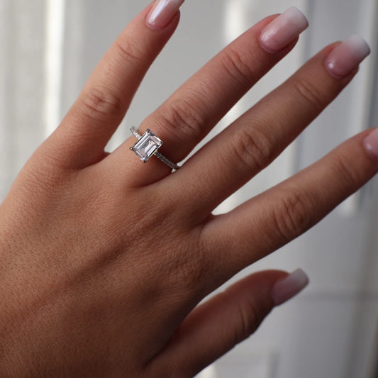 2 carat emerald cut cubic zirconia ring with pave band