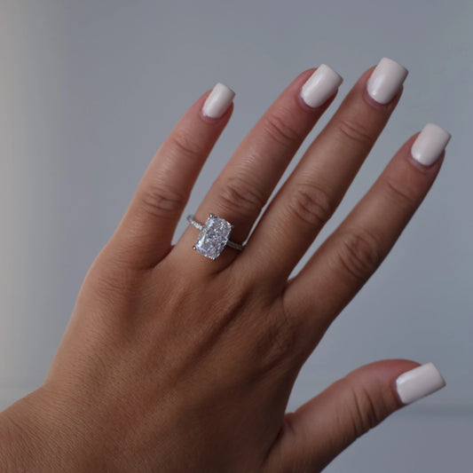 3.5 ct cushion cut cz pavé band in silver