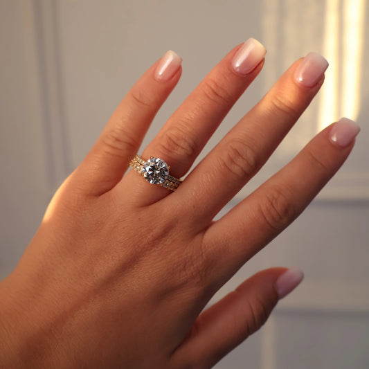 3 carat round cut cubic zirconia pavé ring in 14k gold plating