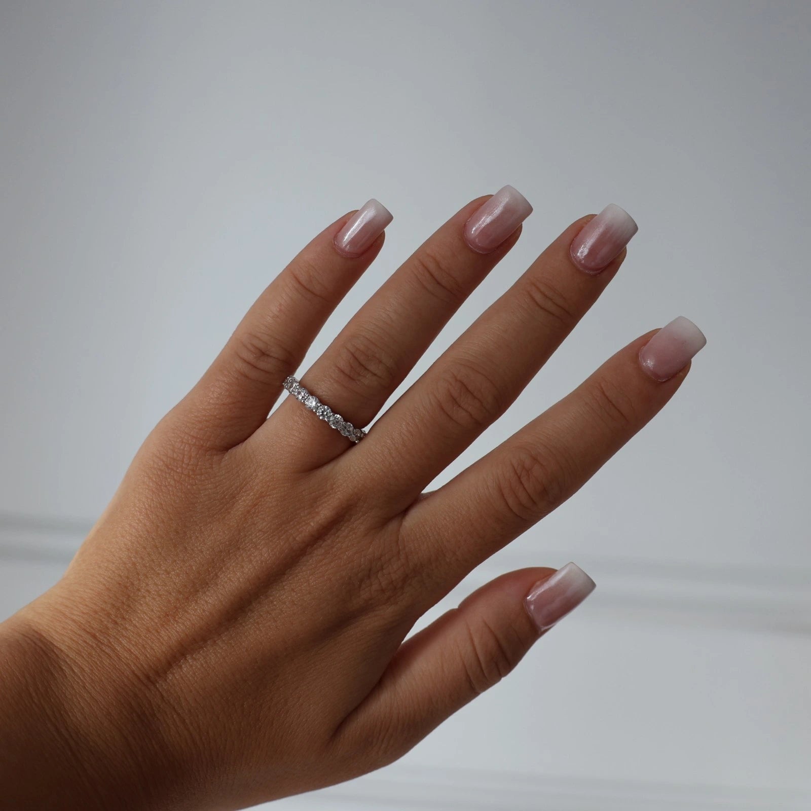 Full eternity band in 925 silver featuring 3mm round stones