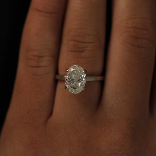 4 ct silver oval moissanite ring