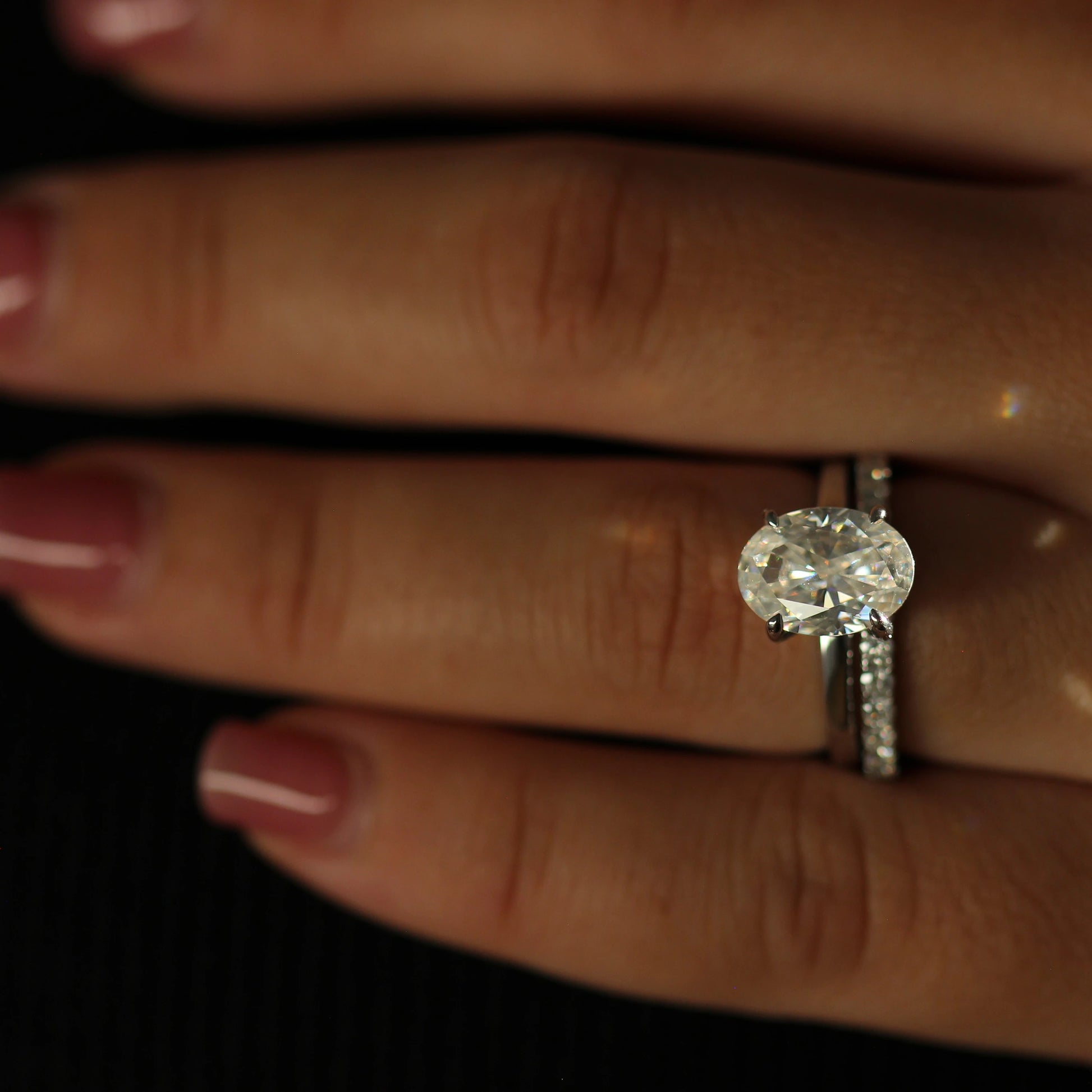 4 carat elongated oval moissanite ring in silver