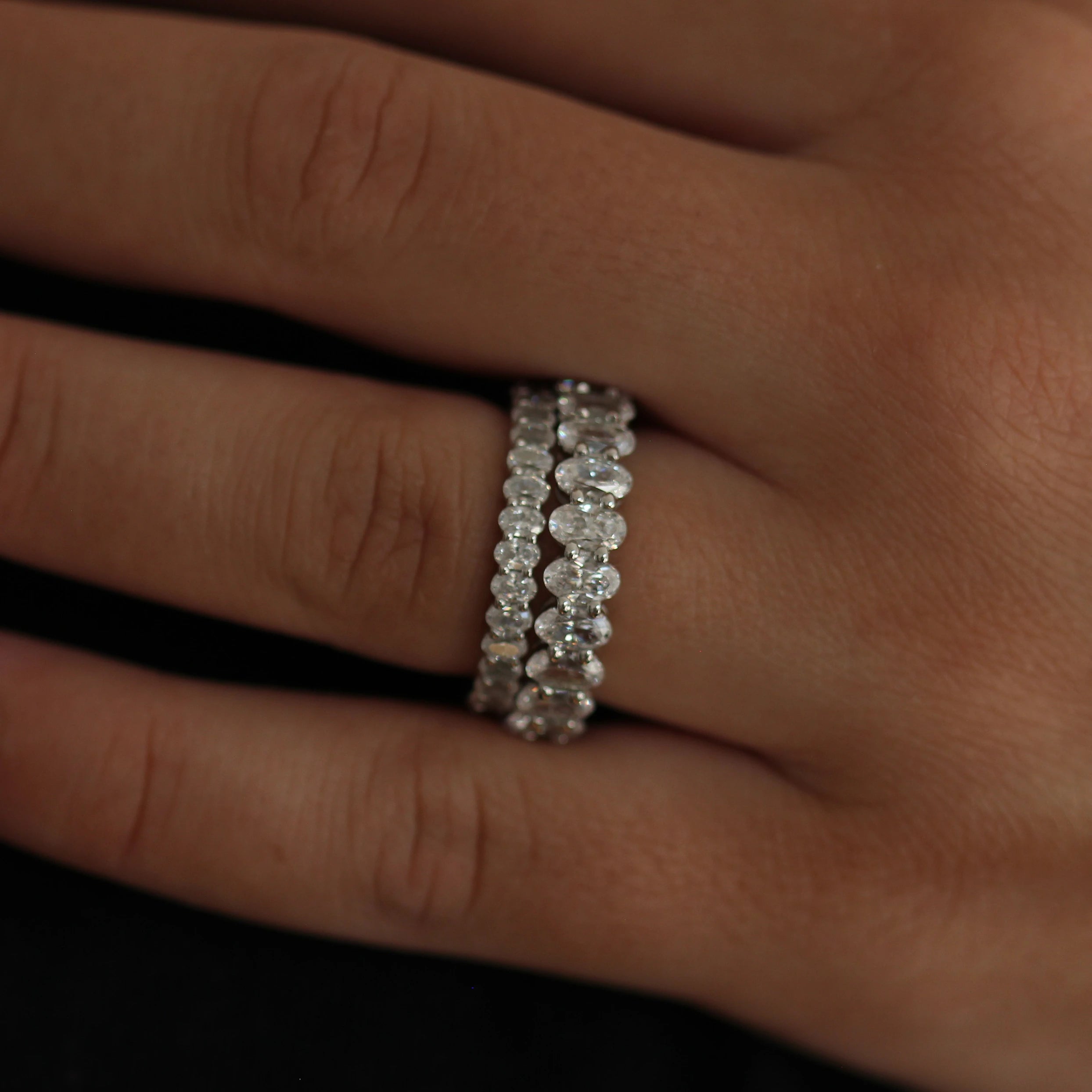 5mm oval eternity band in 925 silver