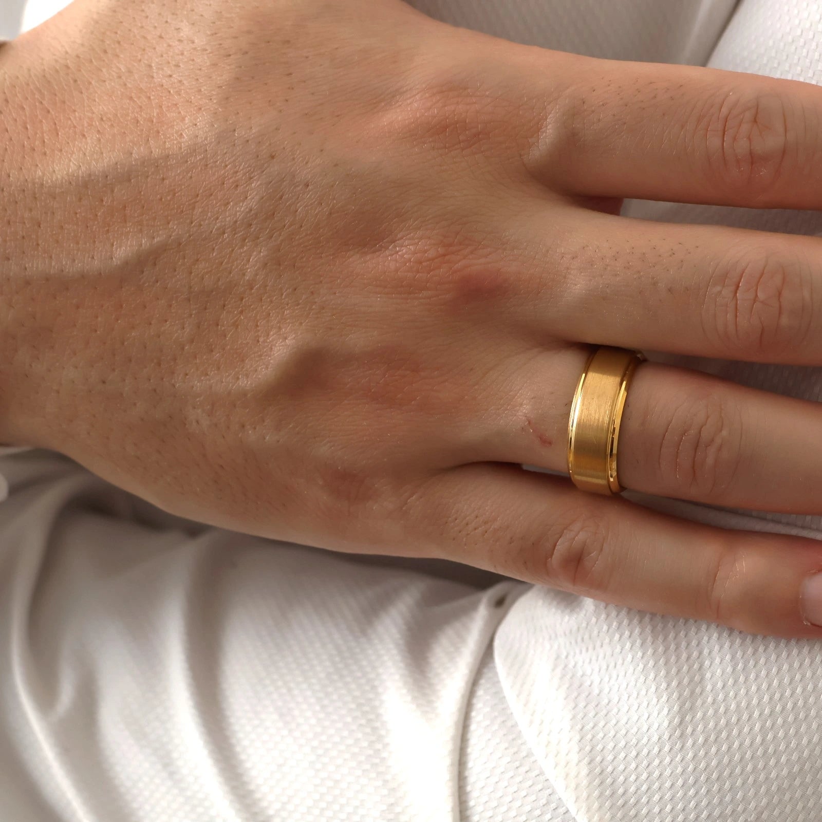 8mm men's brushed gold tungsten ring