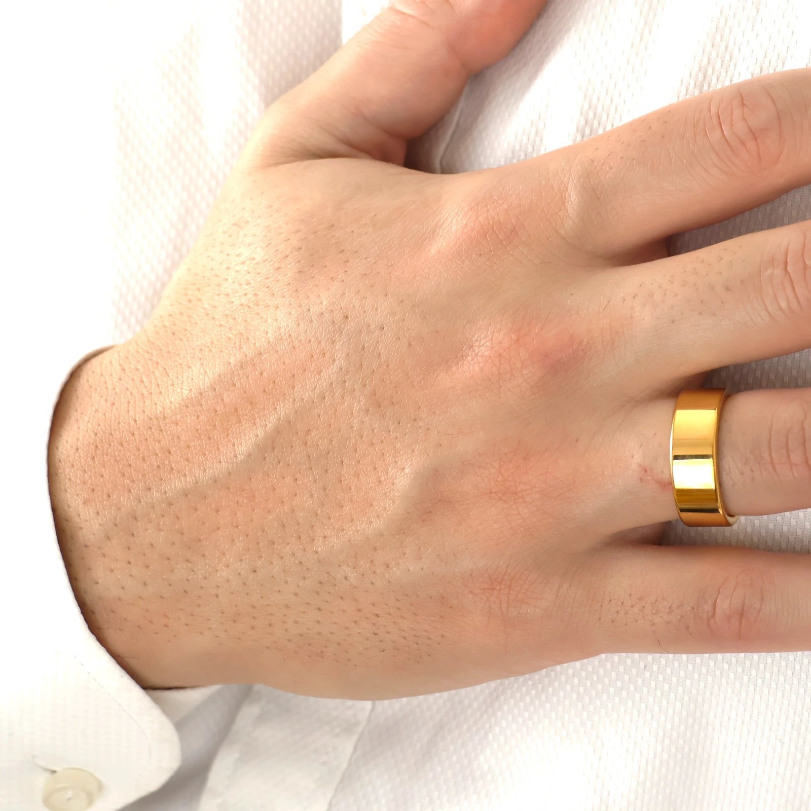 8mm men's polished gold flat wedding ring