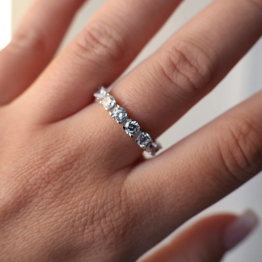 925 Silver eternity ring measuring 3.5mm