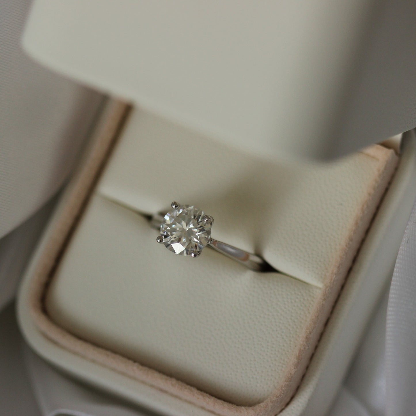 Cannes 2 carat round cut solitaire moissanite engagement ring