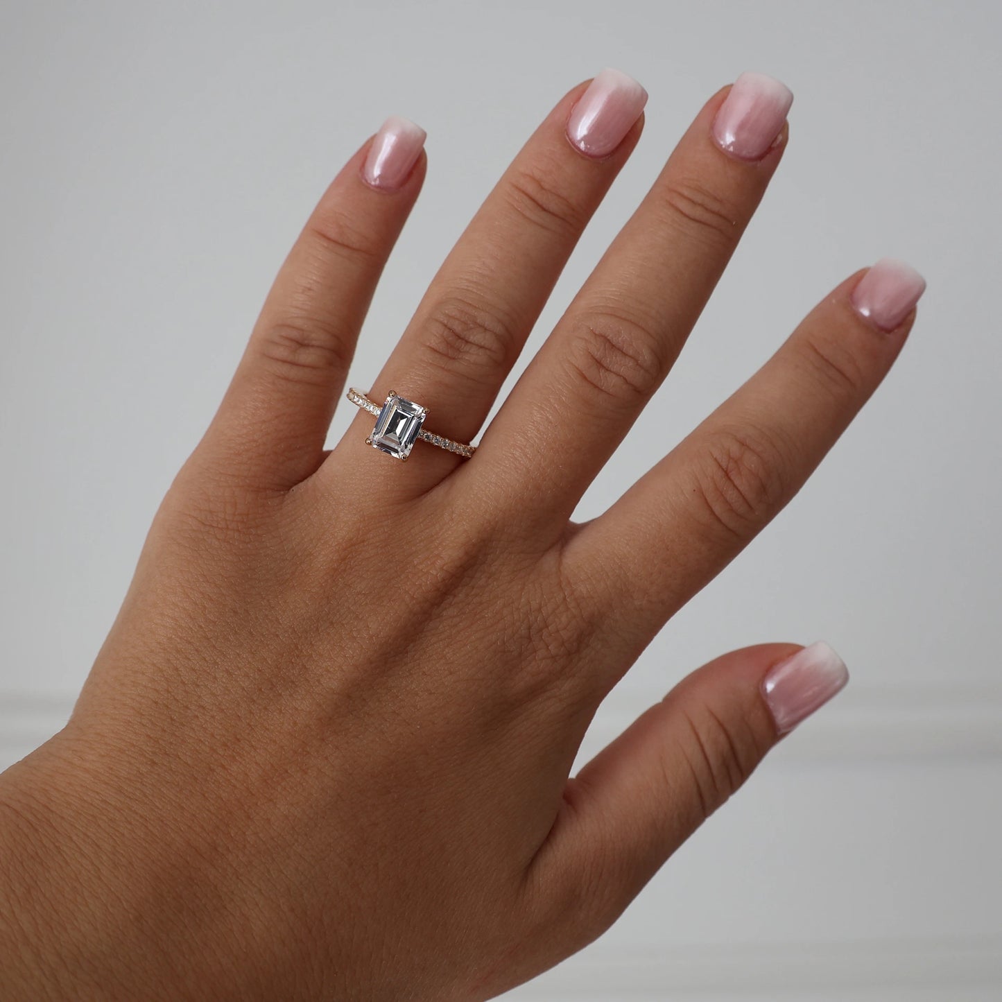 Seoul 2 Ct Emerald Cut Ring - Champagne Gold