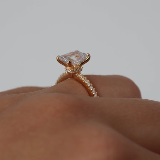 Seoul 2 Ct Emerald Cut Ring - Champagne Gold