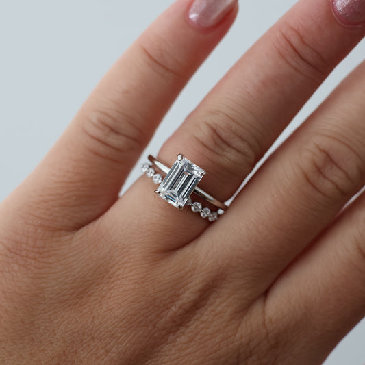 Olympia 2 Ct Emerald Silver Ring