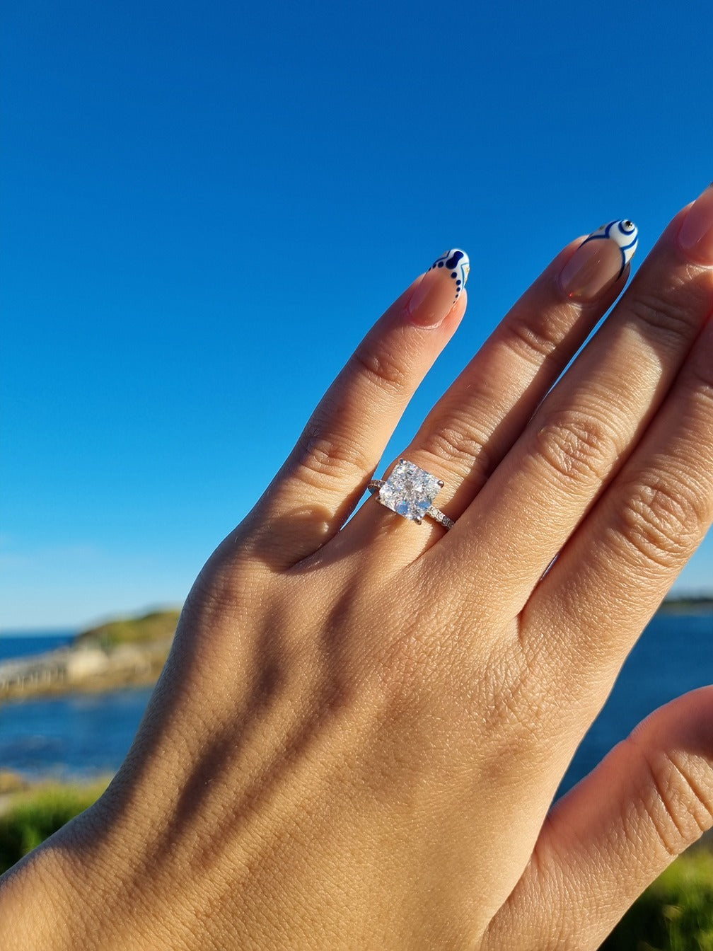 Cubic zirconia ring