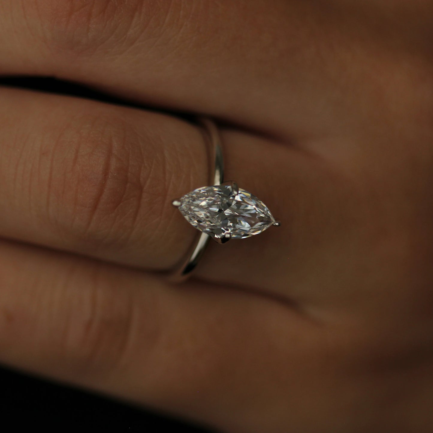 Cubic zirconia marquise silver ring solitaire