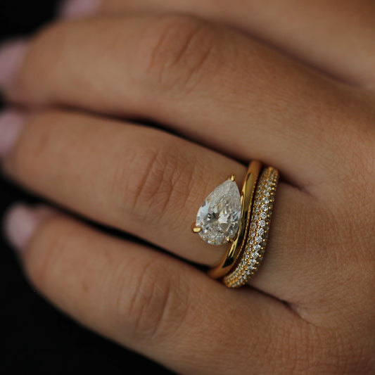 east west 2.5 carat pear gold wedding ring set