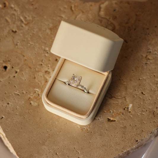 engagement ring box