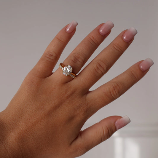 Gold 3 carat oval cubic zirconia solitaire ring