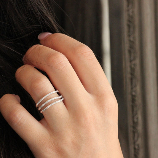 wavey travel ring