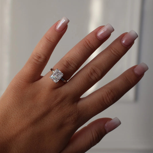 Radiant cut 4ct silver solitaire ring